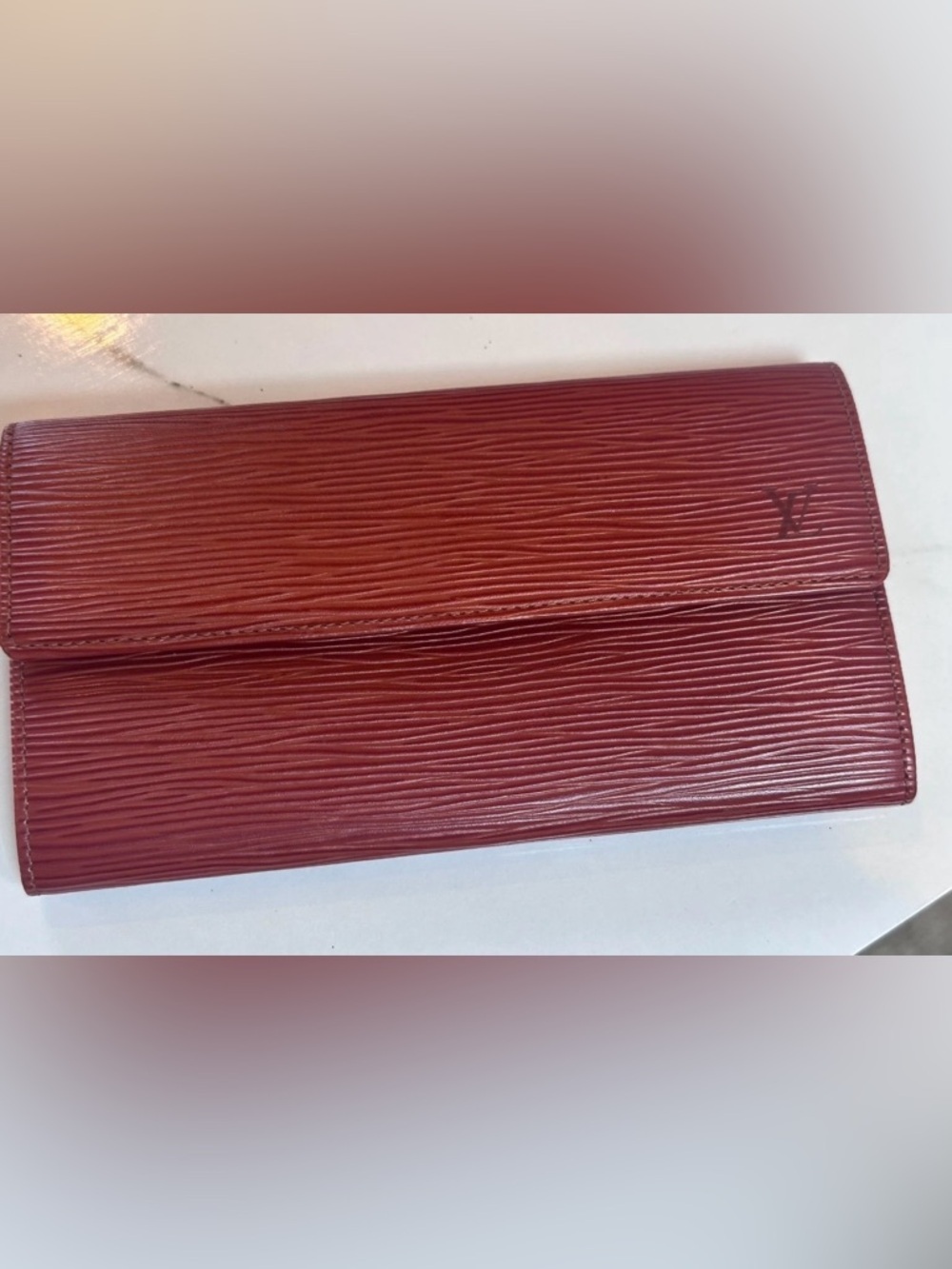 Auth Louis Vuitton Epi Red Sarah Wallet